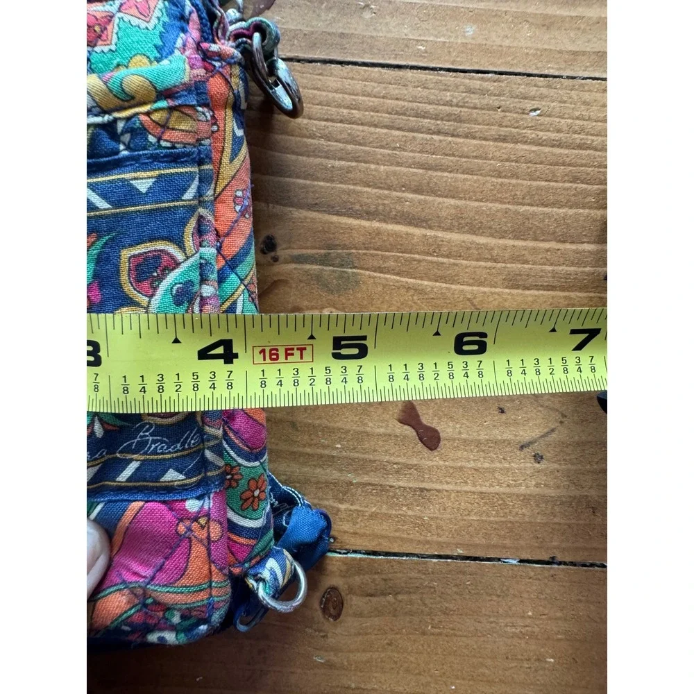 Vera Bradley Quilted Cotton Wristlet‎ Wallet Blue Floral Geometric Zip Around